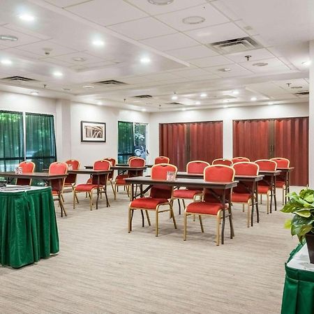 Country Inn & Suites By Radisson, Cookeville, Tn Bagian luar foto