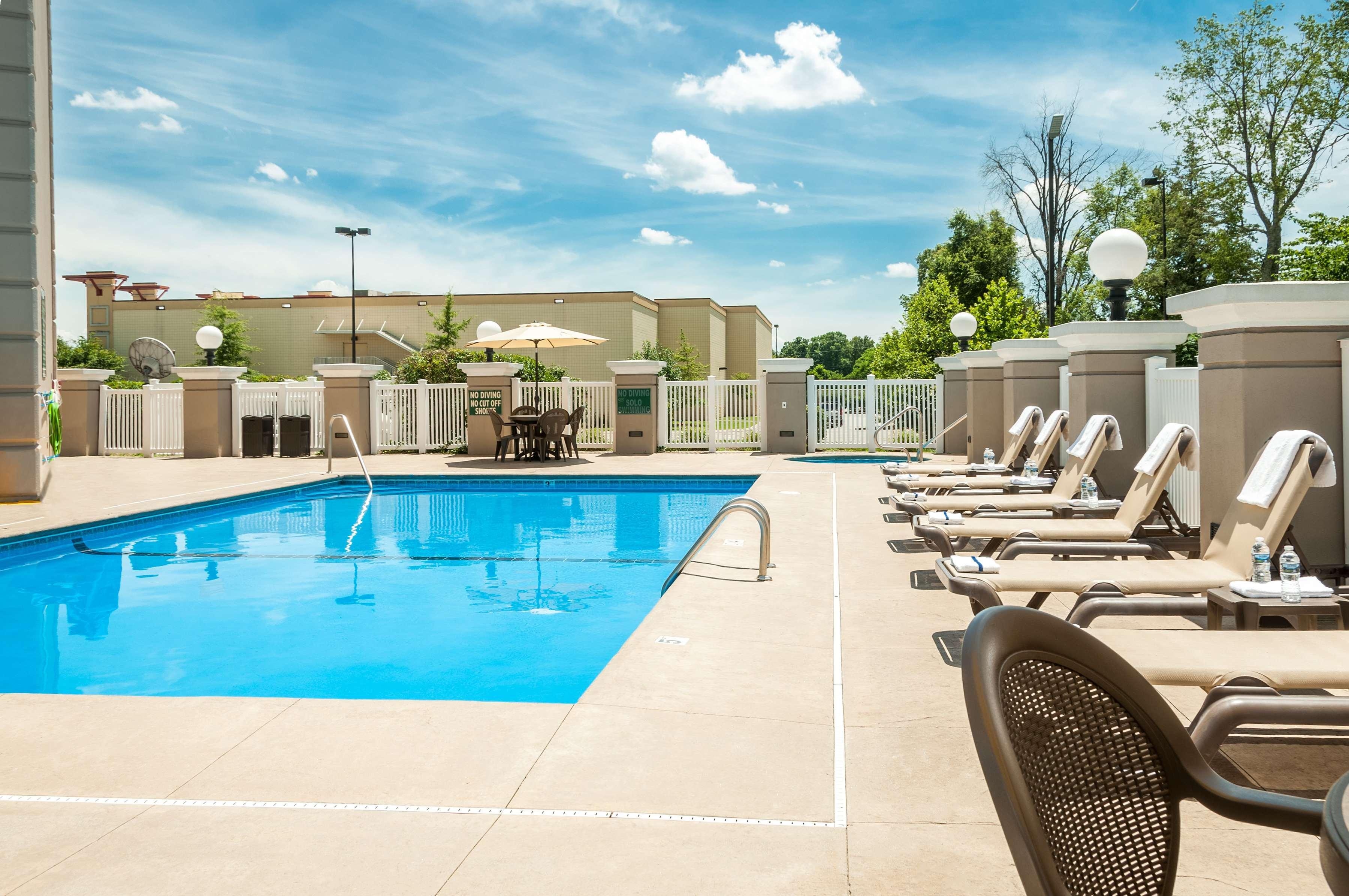 Country Inn & Suites By Radisson, Cookeville, Tn Bagian luar foto