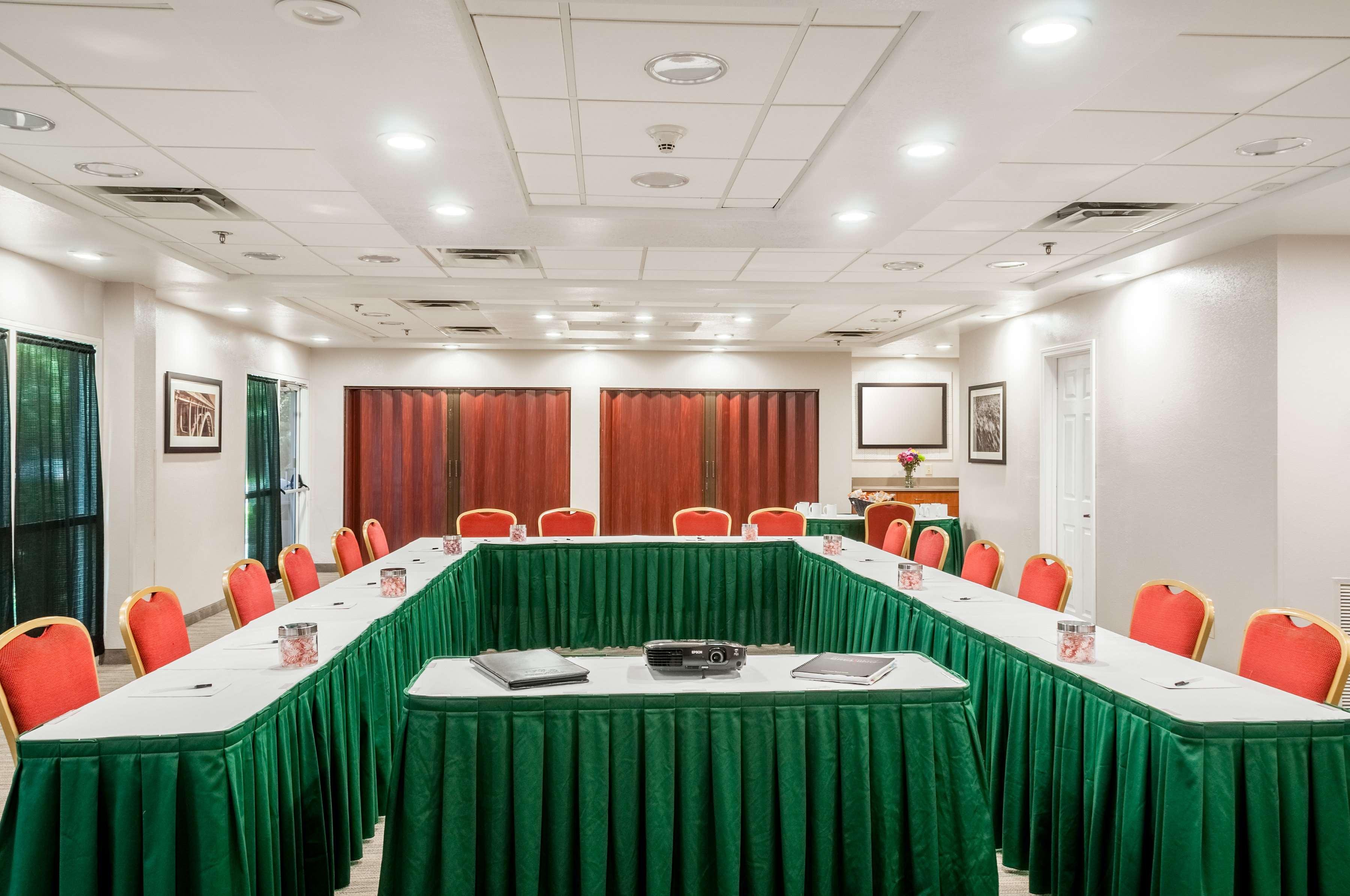 Country Inn & Suites By Radisson, Cookeville, Tn Bagian luar foto