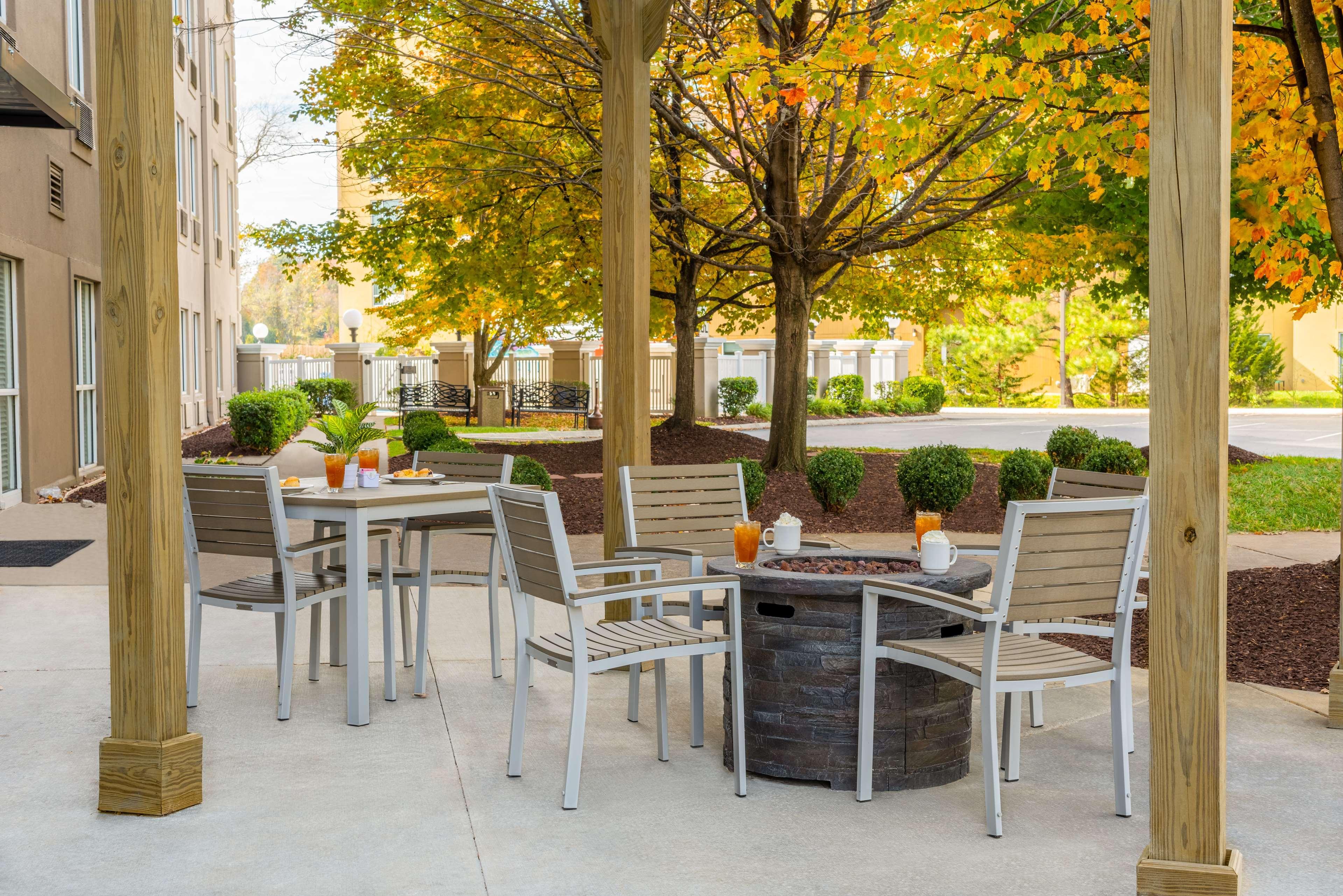 Country Inn & Suites By Radisson, Cookeville, Tn Bagian luar foto